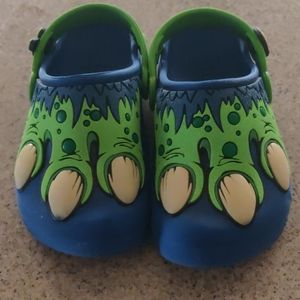 Monster toe Crocs